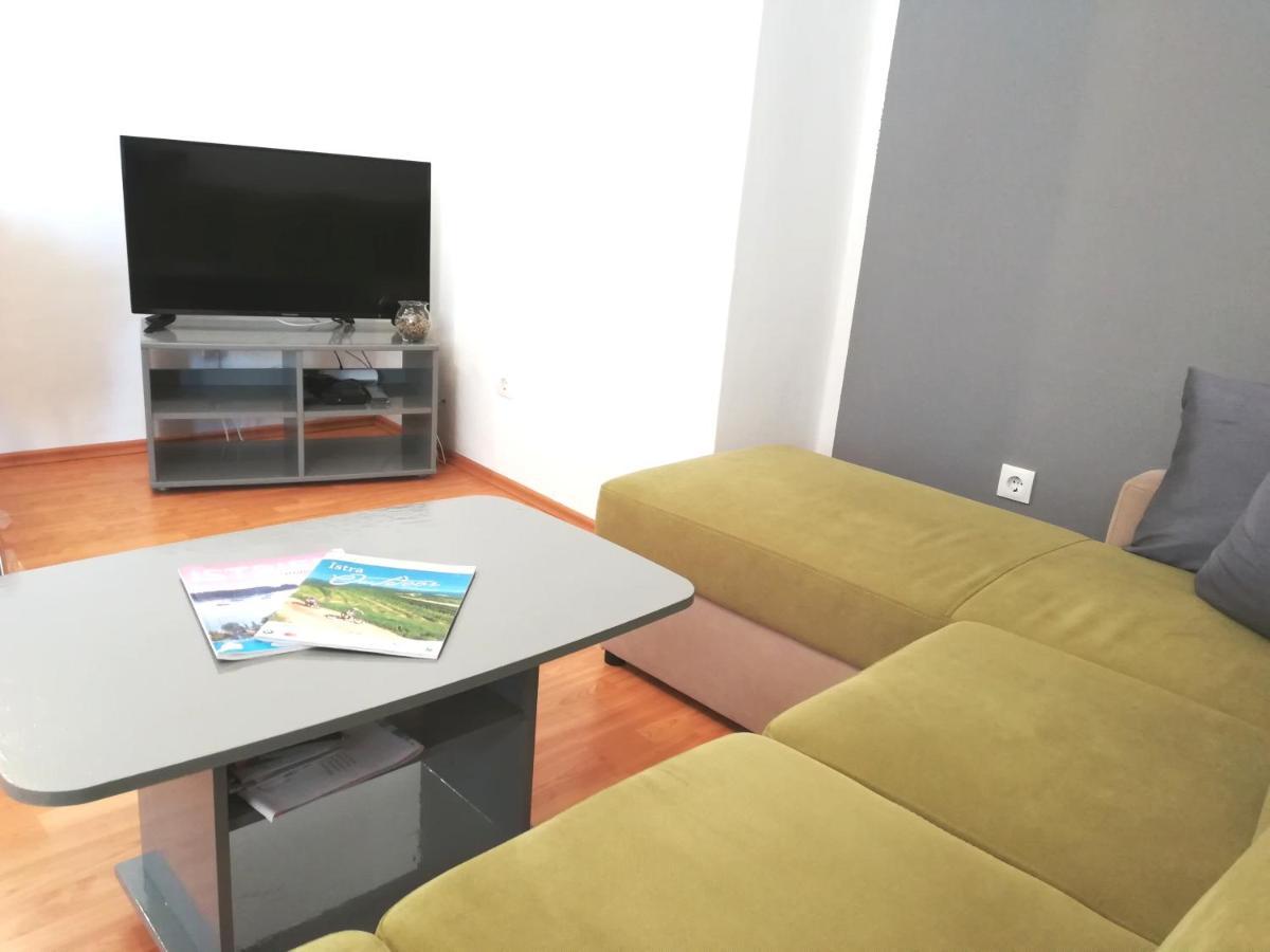 Apartment Toncic Benazici Екстериор снимка
