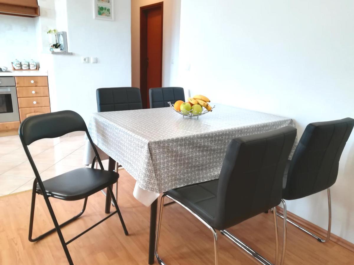 Apartment Toncic Benazici Екстериор снимка