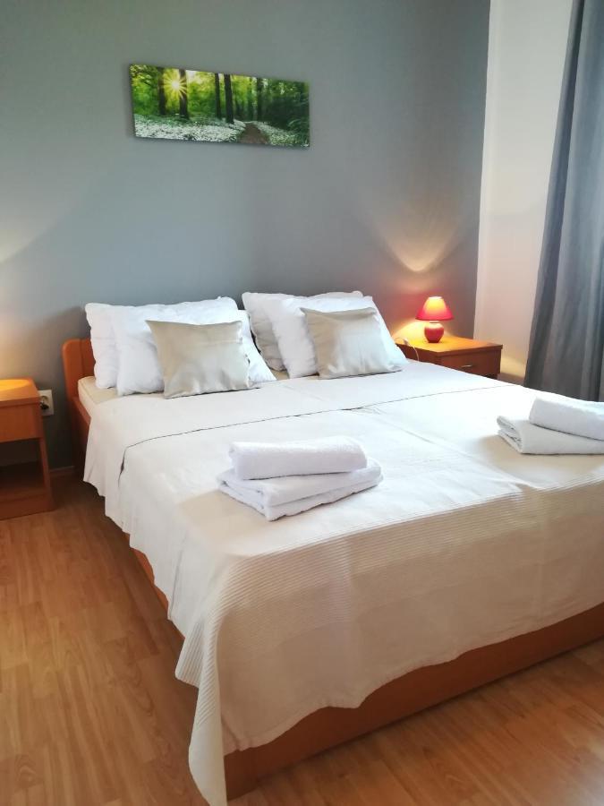 Apartment Toncic Benazici Екстериор снимка